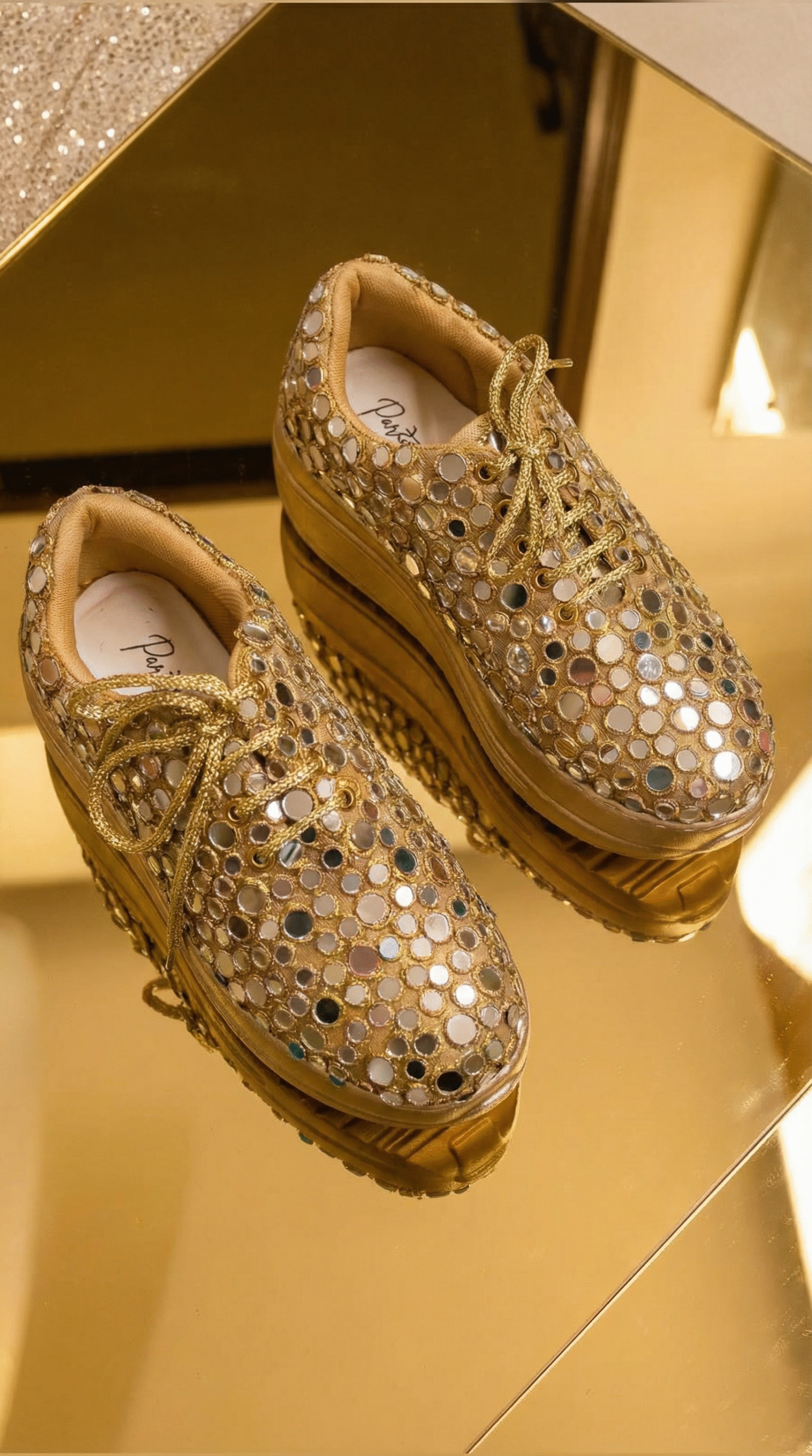 Firefly_Gemini Flash_Create an image for the website use mirror gold backgrond 739291